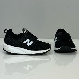 New Balance 247 Sneakers Size 4 Infant